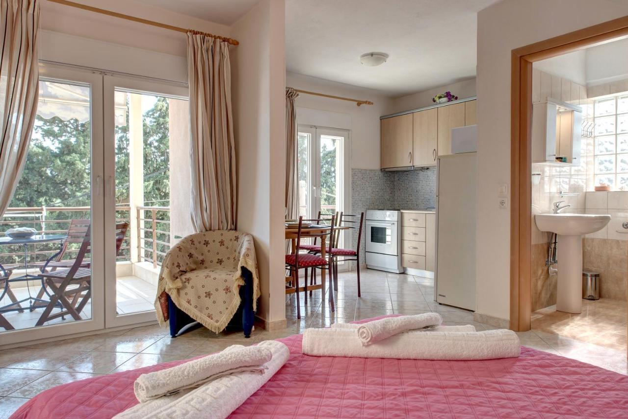 Achilleas Apartments Kalyves Polygyrou Dış mekan fotoğraf